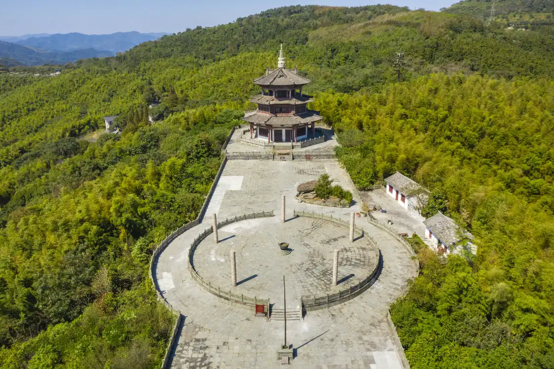 Các khách sạn gần Xufu East Ferry Relic Site