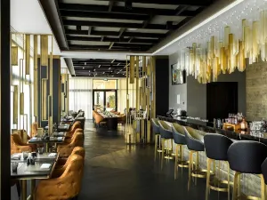 Sky Lounge