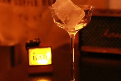 上楼·日茶夜酒(泰安万达店)