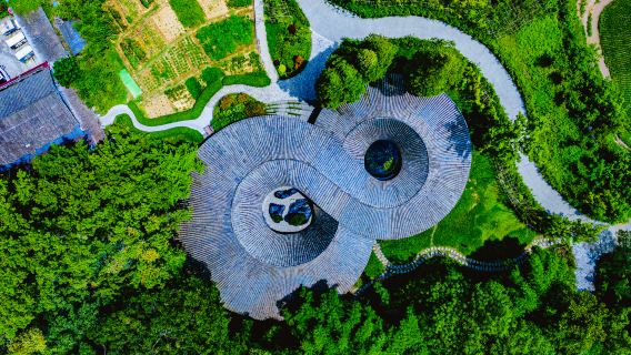 tour di un giorno al villaggio artistico del bambù di Daoming e alla città di Huaiyuan: scopri l'ingegnosa arte della tessitura del bambù e l'artigianato tradizionale