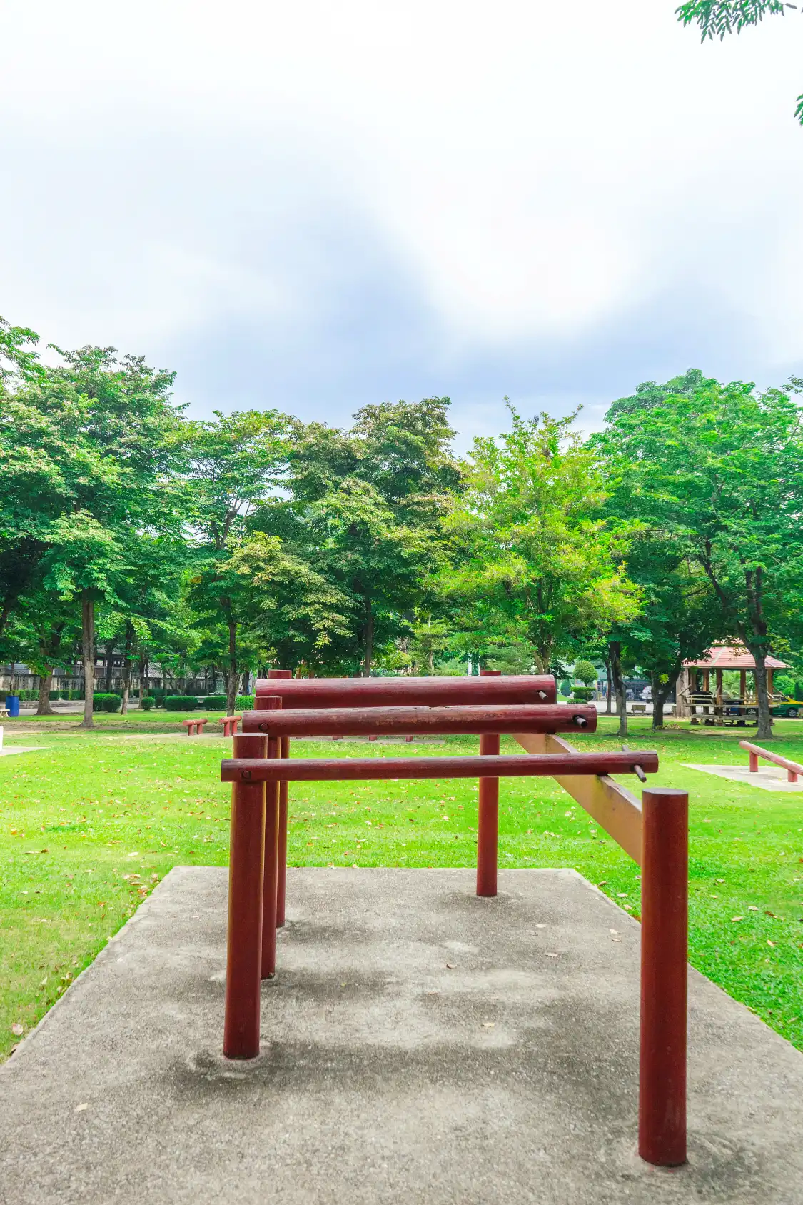 Hotels near xianghu Wetland Park