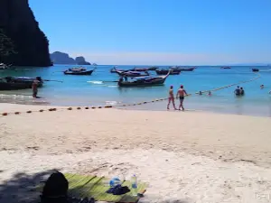 Railay West Beach