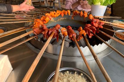 蜀味火焱山火盆烧烤(金堂店)