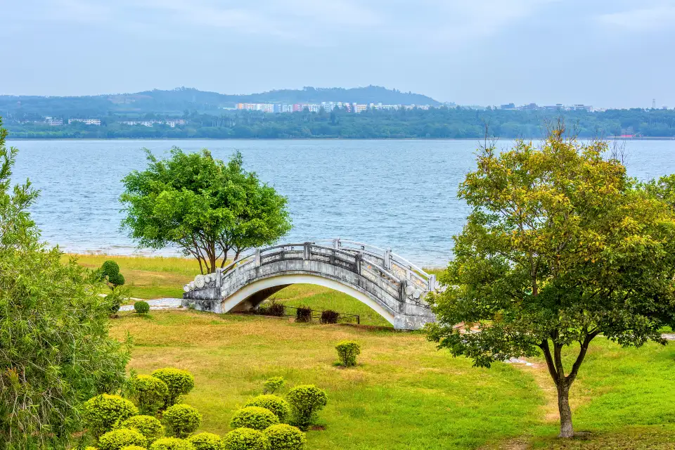1_湖光岩風景區