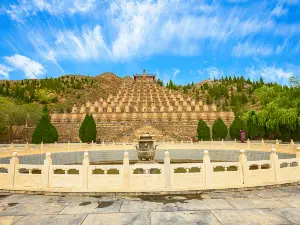 108 Pagodas