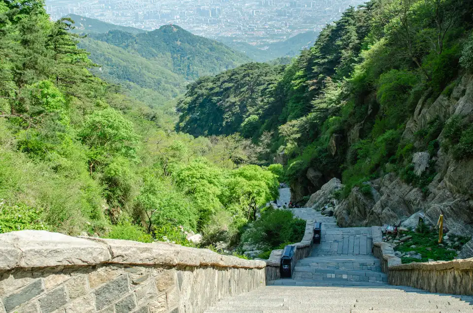 3_Mount Tai Scenic Area-Shibapan