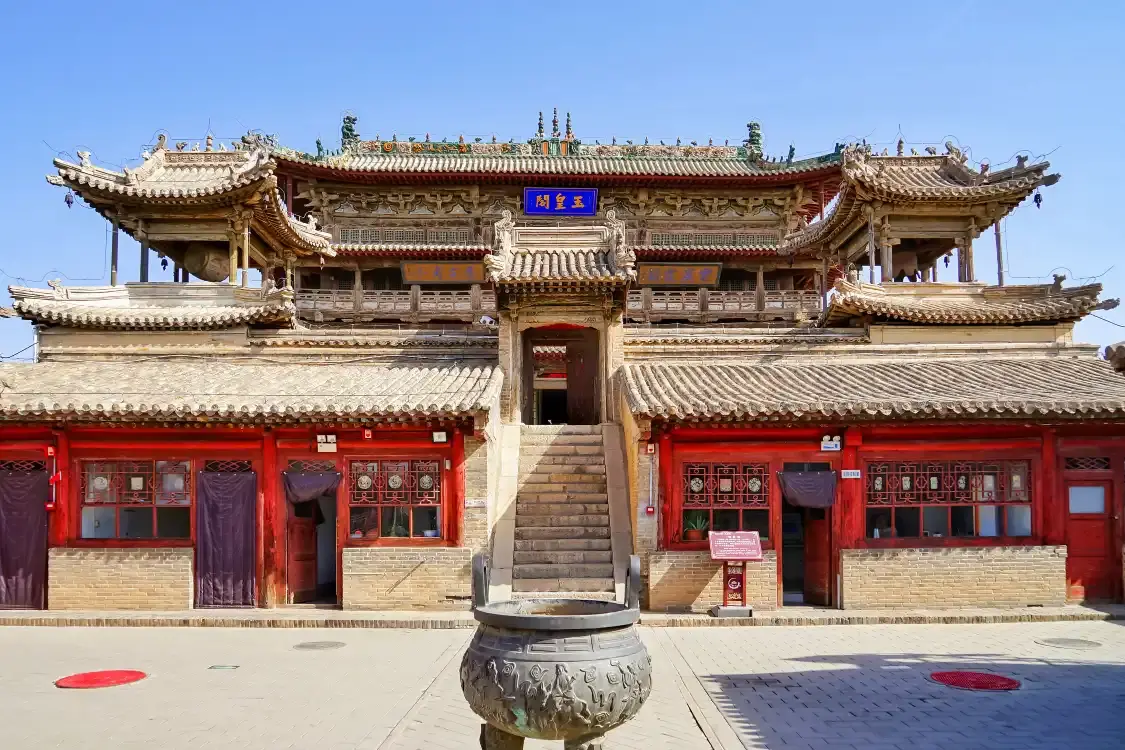 Hotel dekat Yuhuang Pavilion