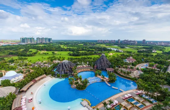 觀瀾湖華誼馮小剛電影公社江城謠·芳華+南洋潮+東方紅園區門票大小同價