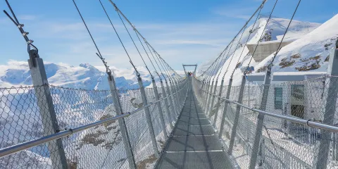 Titlis Cliff Walk