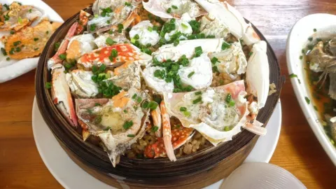 陈家风味饭馆·渔家乐海鲜大排档·老字号(坛南湾店) in Pingtan County