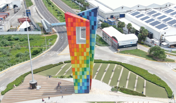 Compare 5 airports near Barranquilla