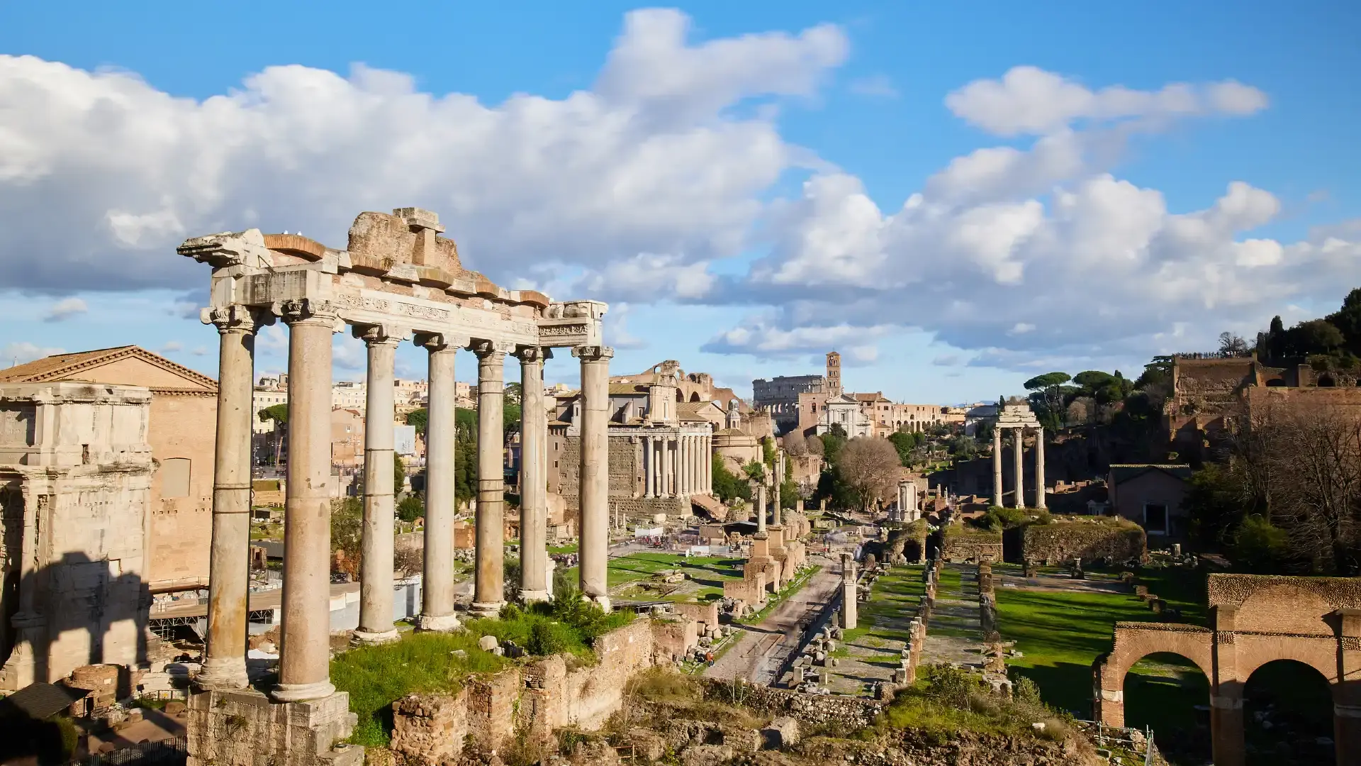 Hoteles cerca de Muralla Romana