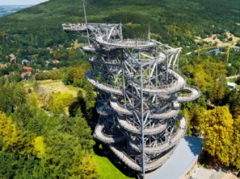 Sky Walk - Aussichtsturm mit Netztunneln und Rutsche