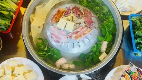 软脚老挝火锅 in 勐臘