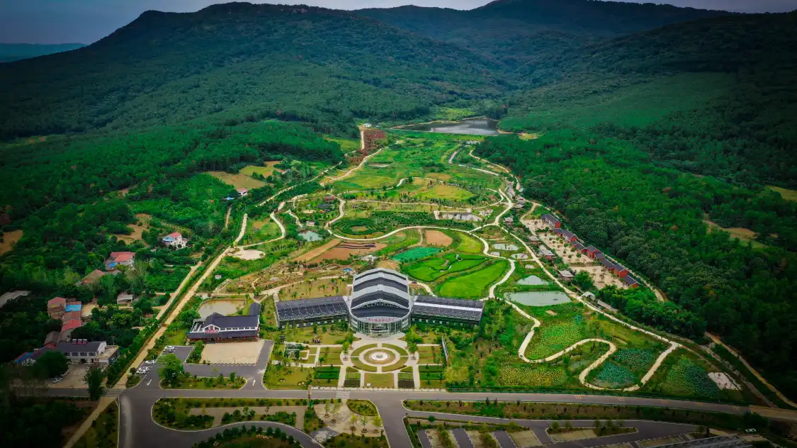 Hotels near Huiyuan Valley Agricultural Park