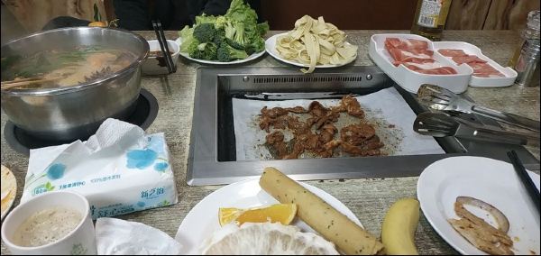 汉釜宫韩式烤涮一体自助烤肉