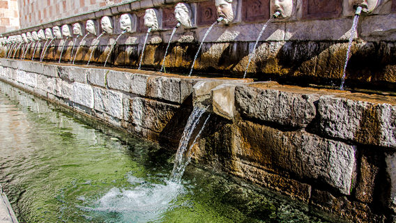 Fountain of the 99 Water Spouts