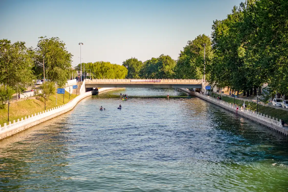Hotels near Bayi Lake Pier, Beijing Water System