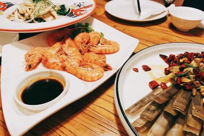 新李记海鲜骨头馆(闽江路店)