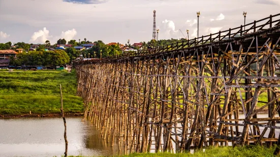 สะพานมอญ