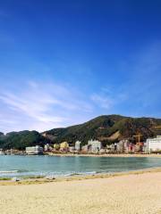 Songjeong Beach