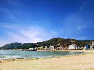 Songjeong Beach