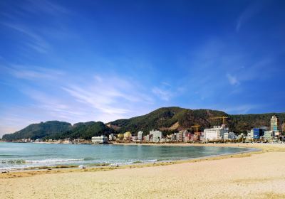 Songjeong Beach