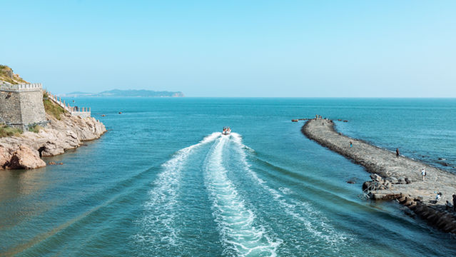 Speedboat Rides in Yantai