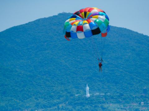 高雄飛峴港的時間
