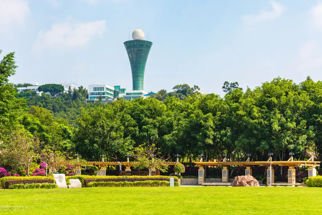 여미산(후웨이산) 공원 주변 호텔