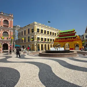Senado Square