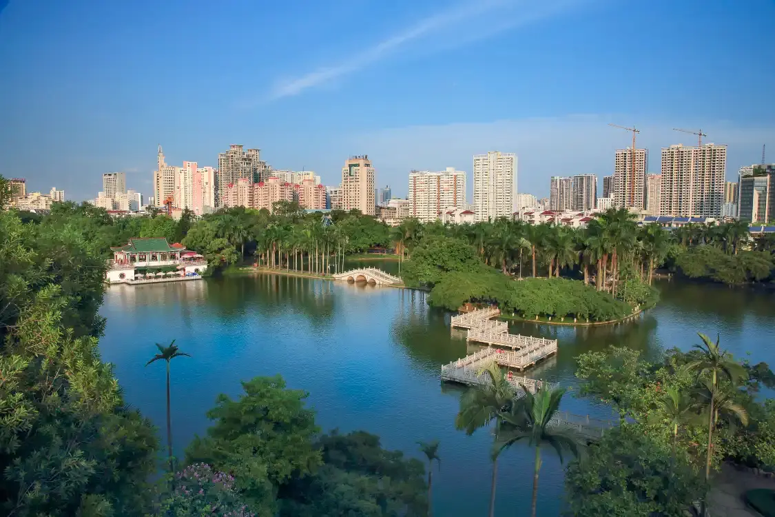 Hotels near Nanning People's Park