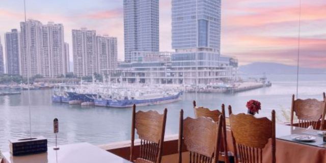 LalalanDです La La Land Sea View Music Restaurant & Bar (Shekou Area (Nanshan
