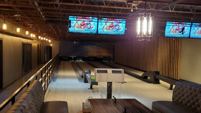 Royal Lanes Social