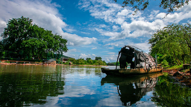 Li River Craftsman Village