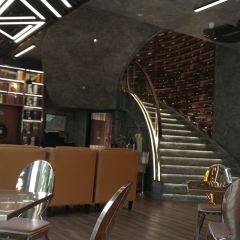 BRIGHT 919 (Xizang Bei Lu) User Photo