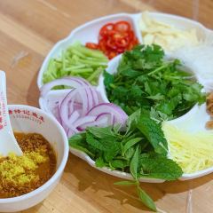 官塘锋记鱼生·生腌·砂锅粥(牌坊街店) User Photo