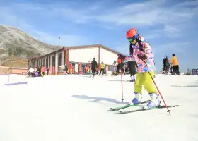 Xiangyanghengchong International Ski Field