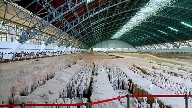 1_Terra-Cotta Warriors No. 1 Pit