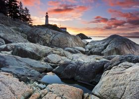 Best time to book flights from Resolute to Kuujjuaq