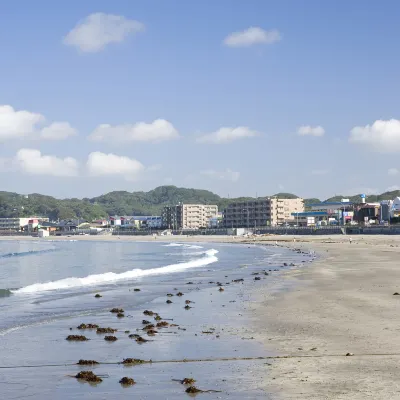 Отели рядом с достопримечательностью «Зуши- Бич»