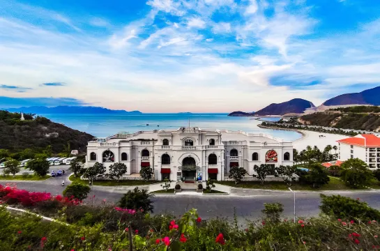 Vinpearl Nha Trang resort island