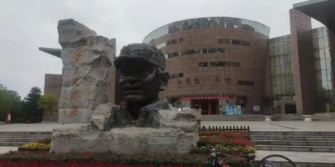 德園景區-張思德紀念館
