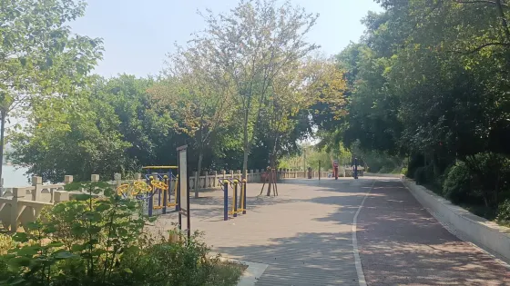 東河公園