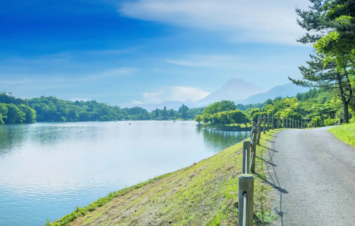 Shidaka Lake
