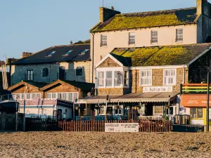 The Harbour Inn