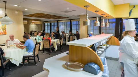 Vita Nova Restaurant in Newark