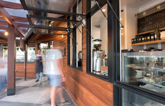 Hopscotch Restaurant & Bar