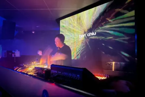 CLUB BETWEEN
