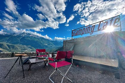 香格里拉云阶·格兰平帐篷营地·咖啡Glamping·cafe